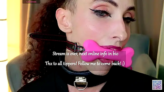 Модель: Queen_of_tease