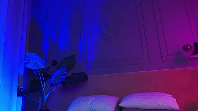 Liv_Fay