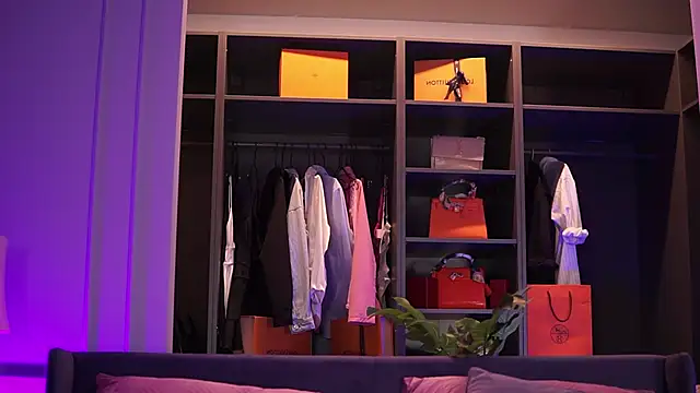 AishaaDevoe