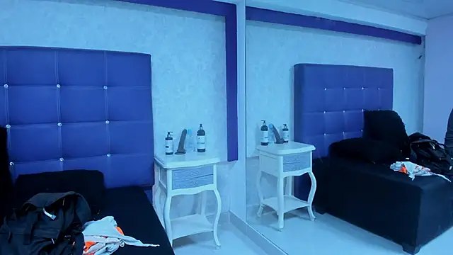  LeaMoreau22 chat room