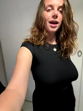tenderlaglamor - TenderLaGlamor's free webcam