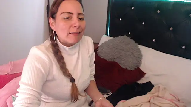 camila_delarosa