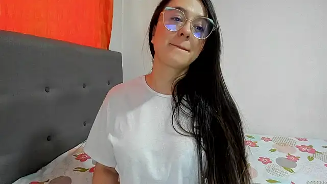 Angela_nix