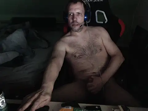 jan38re (Ask my age) - Pinkeln