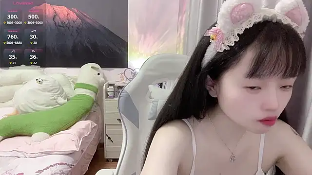 Mia-6688