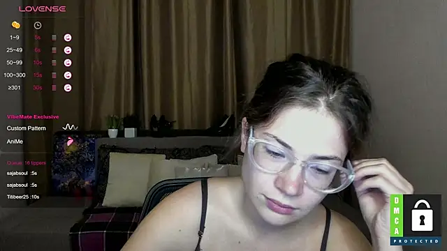 alicia_redfollow - Alicia_redfollow's free webcam - UK Sex Cams