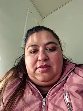 curvy_diva_