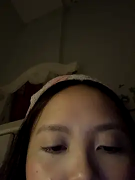 alice1818 - Alice1818's free webcam