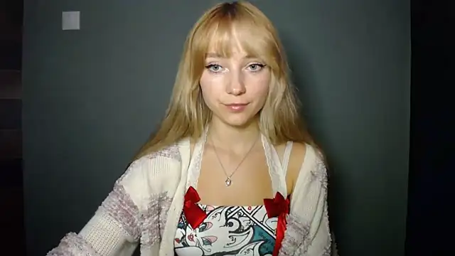 luciayoung - LuciaYoung's free webcam