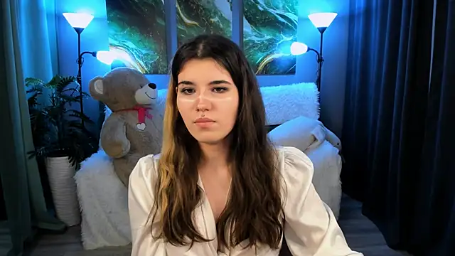 AnoraDark