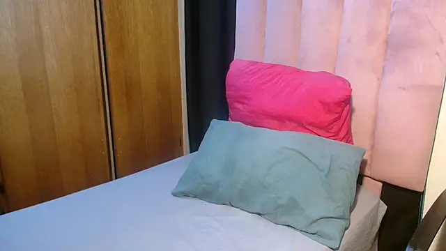RoxyLuv77