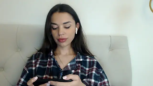 Mika_Gold