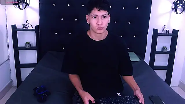 Jhojan_twink