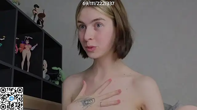 bertamimi (F teen) - lower the panties in doggy