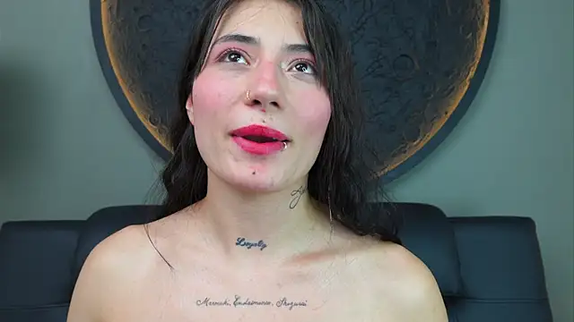 miss_sharlotte18 - Miss_sharlotte18's free webcam