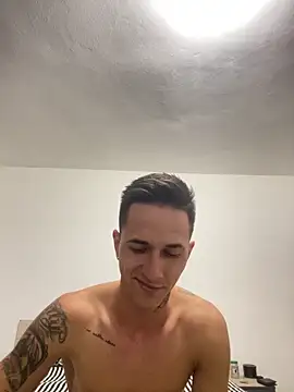 adonis0892 Live Webcam on Stripchat