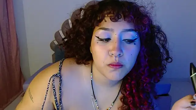 blueevelvet - BlueeVelvet's free webcam