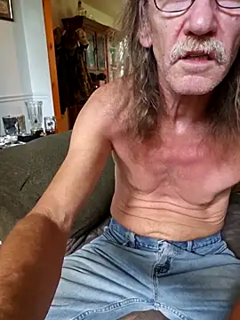 coolbrease10 - Coolbrease10's free webcam