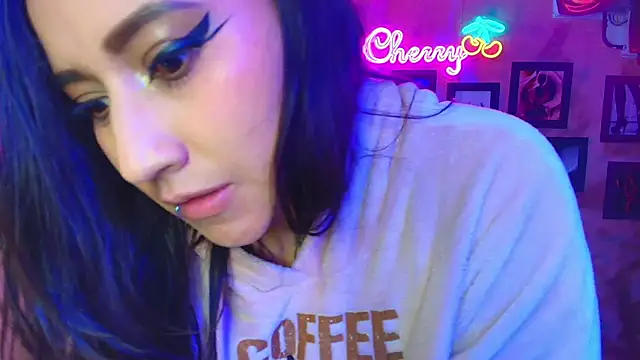 cherryy_bombshelll