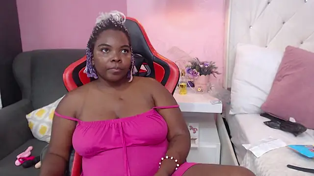 EvaaTayson