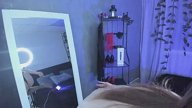 Tina_Tayllor