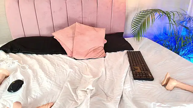 im_sofii18 - Im_sofii18's free webcam