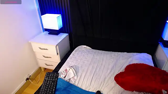 alicia_moom