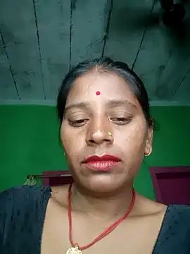 Hot_bhomihh4
