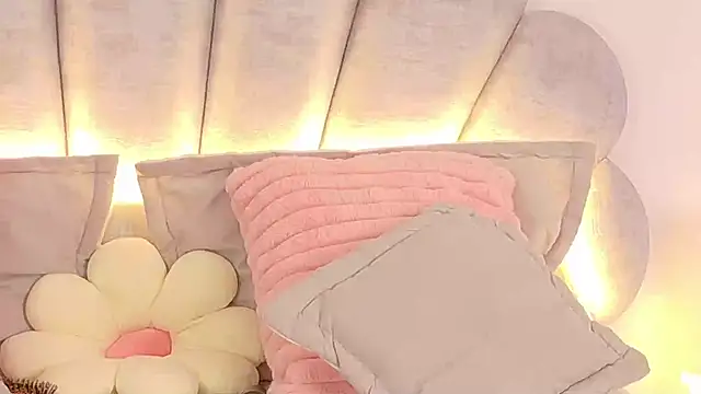 emma-conti2