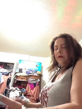 Queenbz1979
