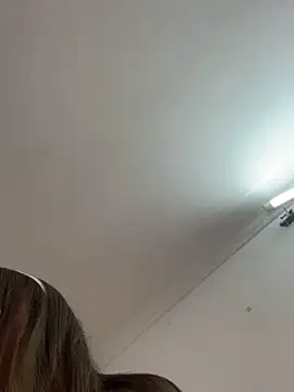 kimmy_vegga2 - Kimmy_vegga2's free webcam - UK Sex Cams