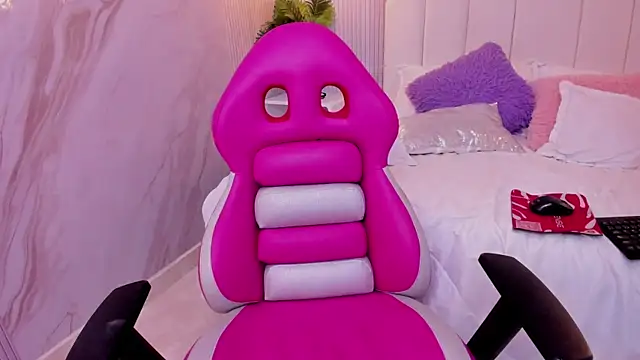 luna_hot_ass