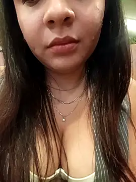 Julieth_hot-69
