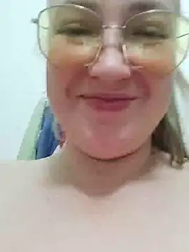 Kiss_Eva