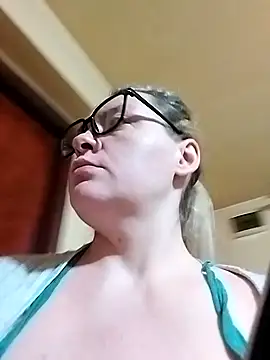 Mommygetnaughty