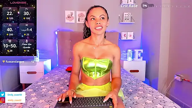 emilycoast-1 - EmilyCoast-1's free webcam - UK Sex Cams