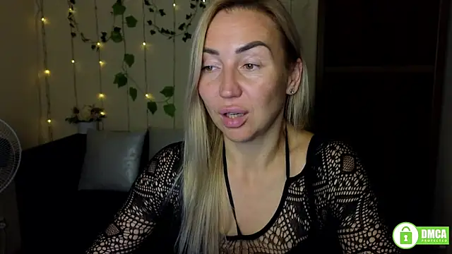 kiss_julli88i - Kiss_julli88I's free webcam - UK Sex Cams