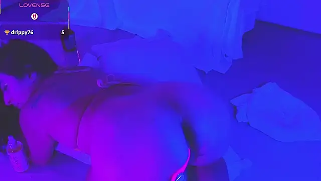_linoshka_1 - _Linoshka_1's free webcam - UK Sex Cams