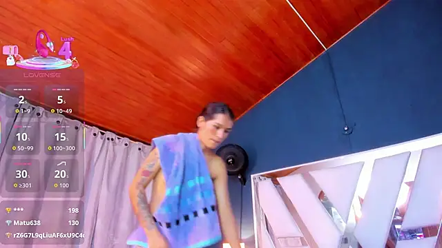 mia_kinky1