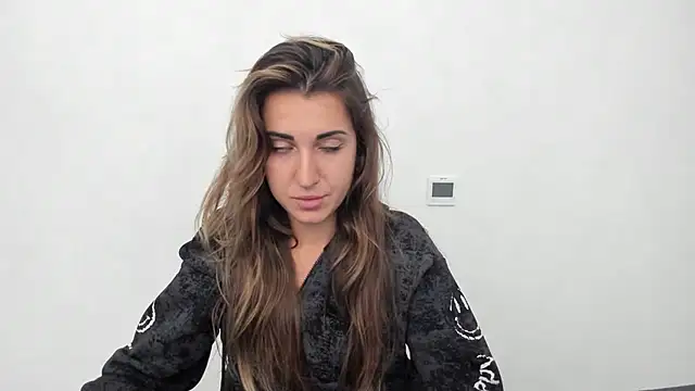 summmmersky - Summmmersky's free webcam - UK Sex Cams