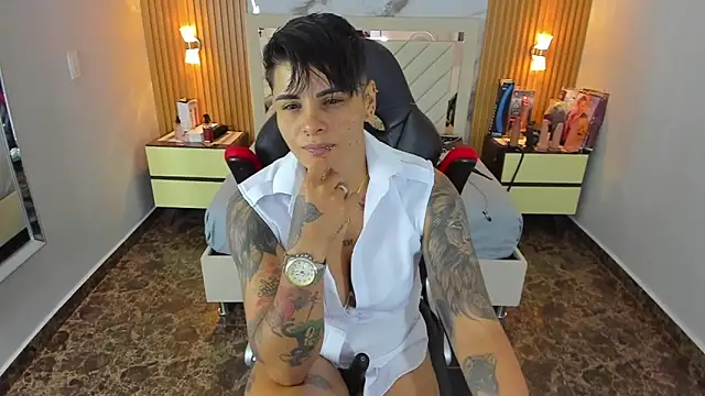 KAROLLJONES1