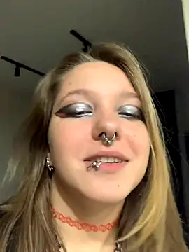 vesnacrystal - VesnaCrystal's free webcam - UK Sex Cams