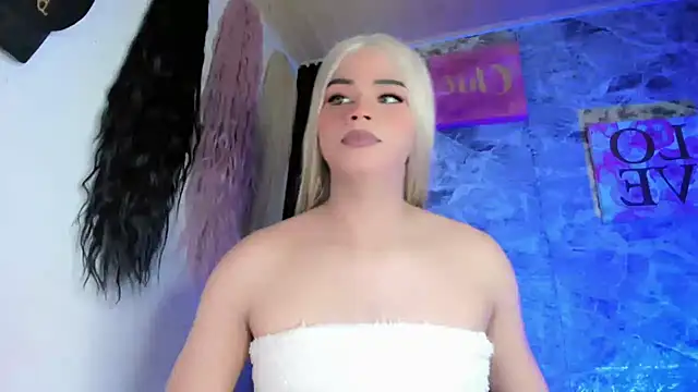 ambar____ - Ambar____'s free webcam