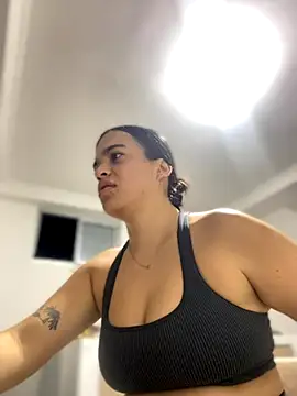 JuanitaMore01