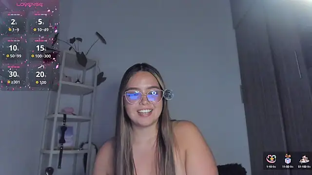 alana_banana_ - Alana_Banana_'s free webcam - UK Sex Cams