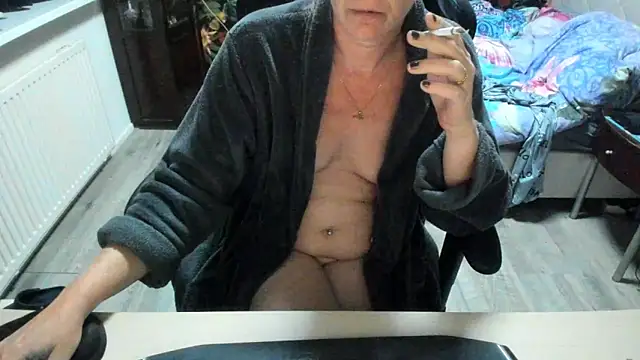 minoesje37 - Minoesje37's free webcam - UK Sex Cams