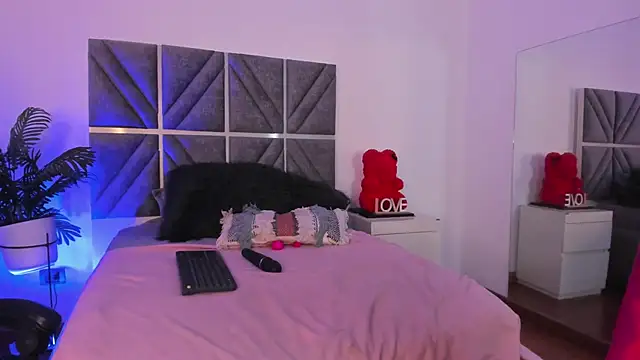 Laura_Dicardy