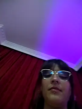 melissagirat - MelissaGirat's free webcam - UK Sex Cams