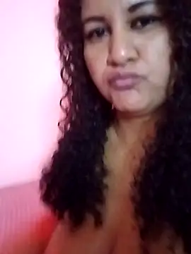 meybellatina - MEYBELLATINA's free webcam - UK Sex Cams