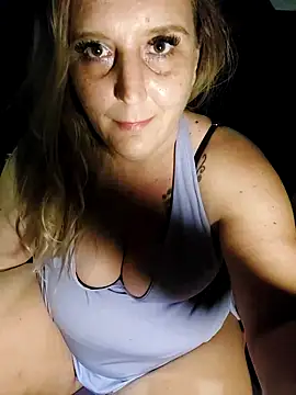 beccideluxe - BecciDeluxe's free webcam - UK Sex Cams
